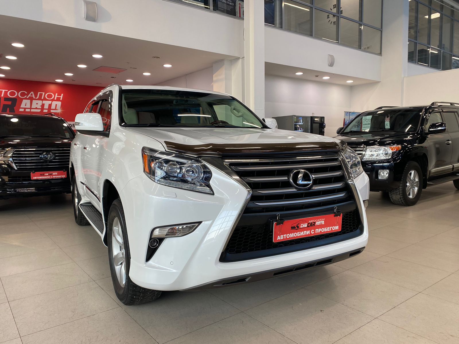 Автосалон - Lexus GX, 2015 г.