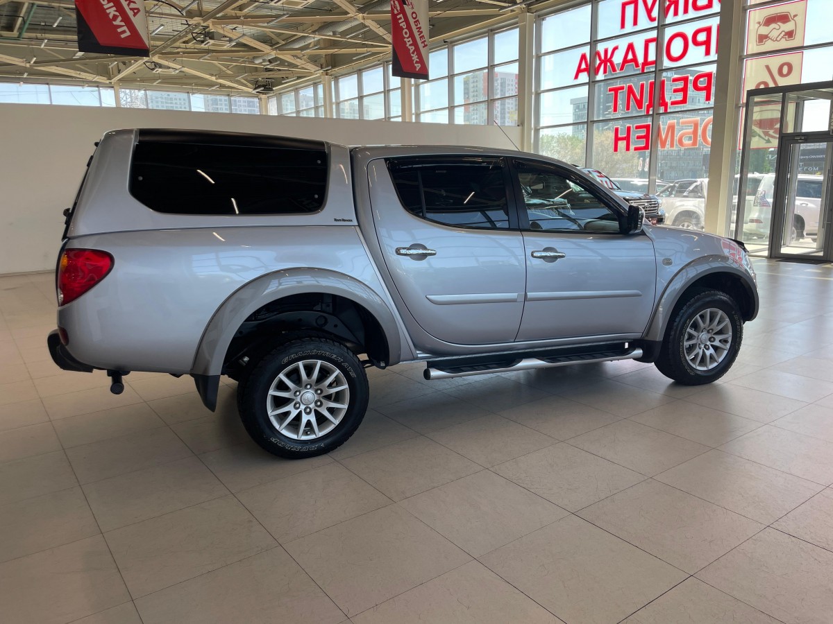 Mitsubishi L200